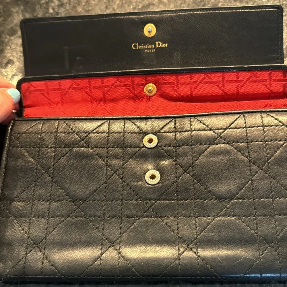 ❤️‍🔥❤️‍🔥❤️‍🔥Christian Dior Gorgeous Black Leather Wallet ❤️‍🔥❤️‍🔥❤️‍🔥
